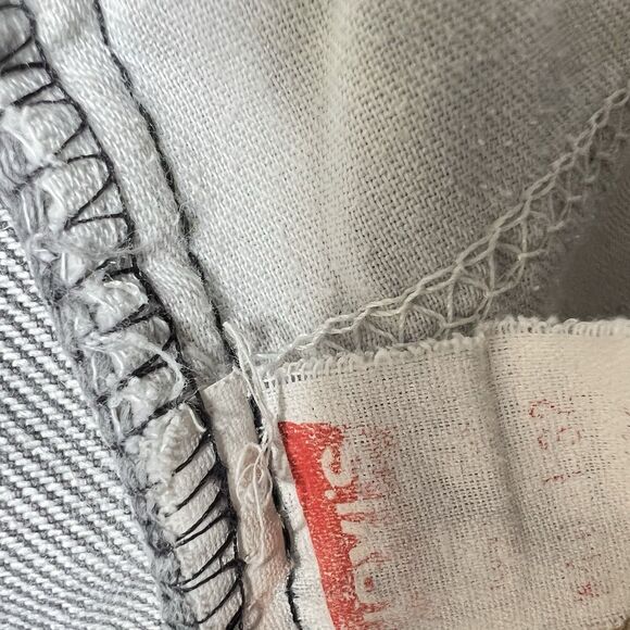VTG 80’s Levi’s Jeans 517 Bootcut Light Wash Gray Denim Made in USA ACTUAL 38x27 - Picture 13 of 15